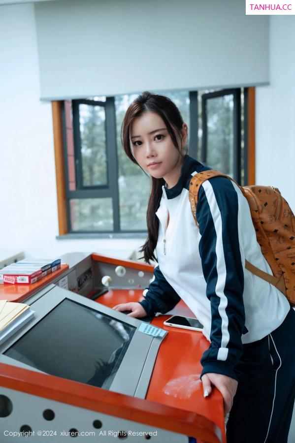 王格 王婉悠 [XiuRen]高清写真图 2024.02.21 No.8122 王婉悠Queen 女生幻想第10张图片